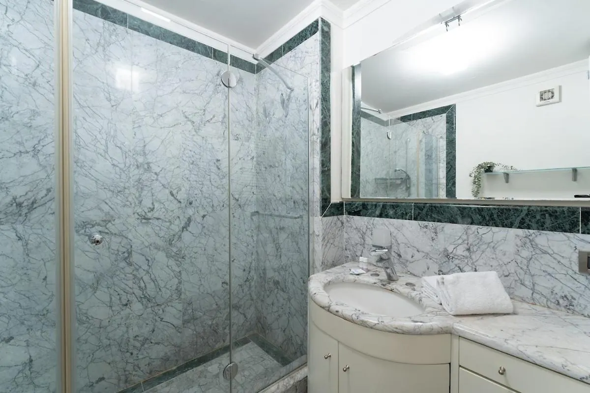 2 Minutes From The Station Charming Apartment Florence